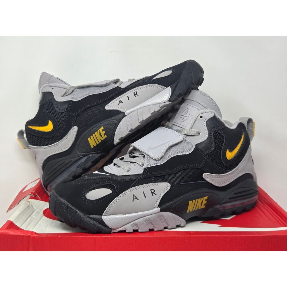 Nike Air Max Speed Turf GREY BLACK GOLD AV7895-001 Size 12 WORN
